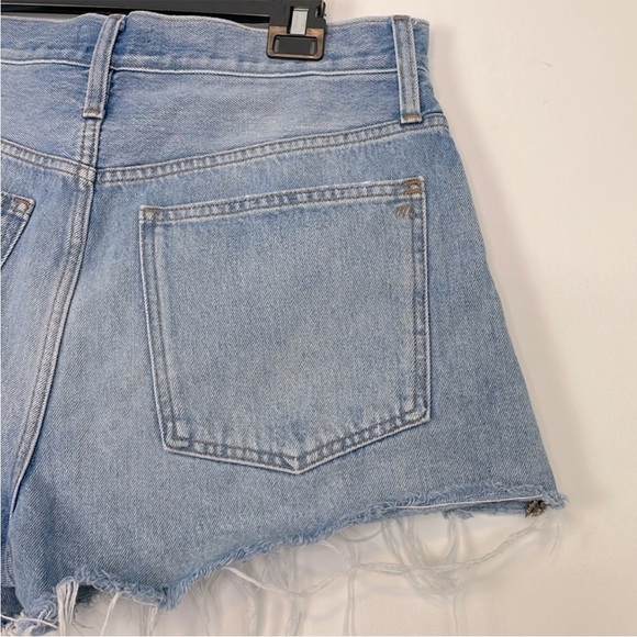 Madewell Relaxed Fit Hi Rise Denim Shorts. Destroyed Hem. Buttonfly. Size 30. - Picture 8 of 12